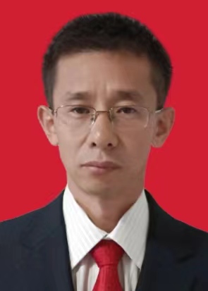 李震宇